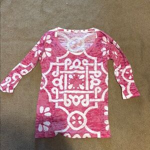 Stylish Pink Patterned shirt, NEVER WORN.